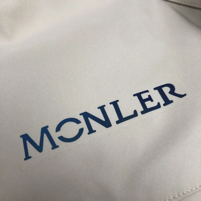Moncler Design Mens Womens Winter Windprood Down Jackets Keep Warm 90% White Duck Down