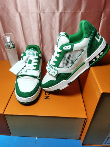 Louis Vuitton Womens Shoes Fashion Sneakers Design Luxury Brand LV TRAINER SNEAKER Mix of materials with Original Box 1A9JI9