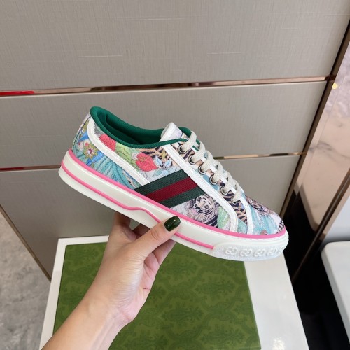 Gucci Womens Shoes Sneakers Luxury Brand Women's Gucci Tennis 1977 sneaker ‎663257 2UX10 9070 with Original Box