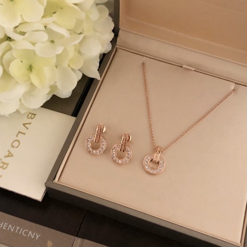Bvlgari Luxury Men Womens Necklace