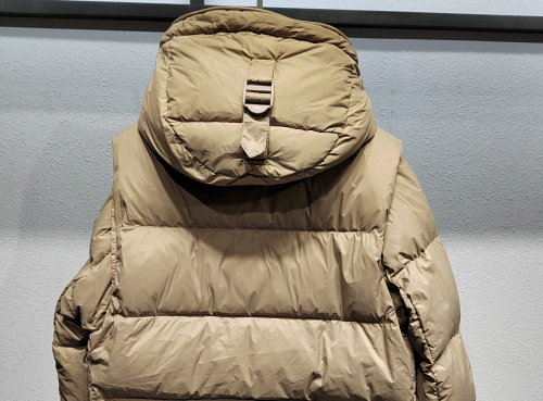 Burberry Design Mens Womens Winter Windprood Down Jackets Keep Warm 90% White Duck Down