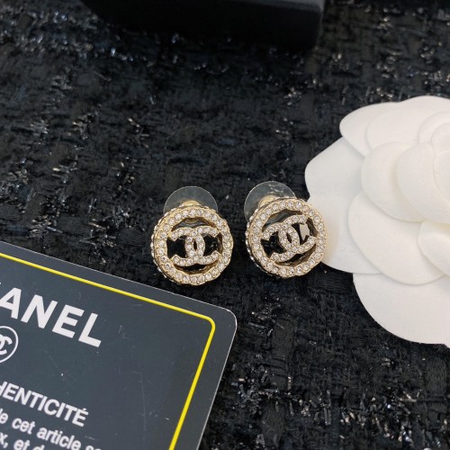 Chanel Luxury Womens Earrings E1780