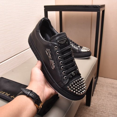 Philipp Plein Men Shoes Low Top Sneaker Fashion Design Luxury Brand