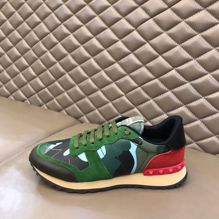 Valentino Men Shoes Fashion Design Luxury Brand ROCKRUNNER CAMOUFLAGE LAMINATED STUDDED SNEAKER with Original Box