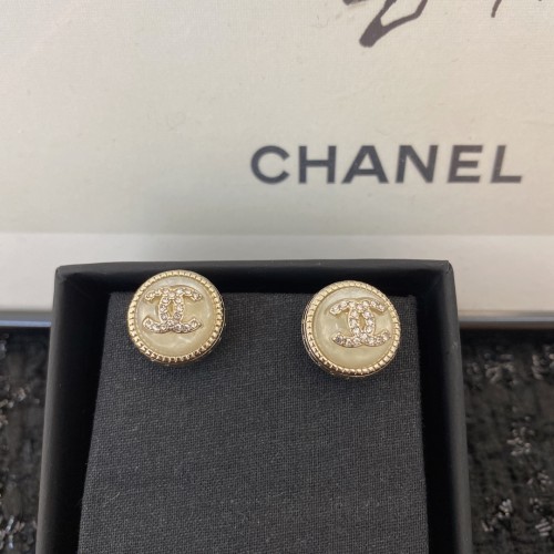 Chanel Luxury Womens Earrings CE033
