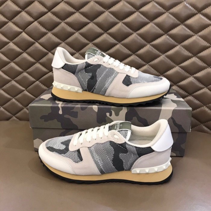 Valentino Men Shoes Fashion Design Luxury Brand ROCKRUNNER CAMOUFLAGE LAMINATED STUDDED SNEAKER with Original Box