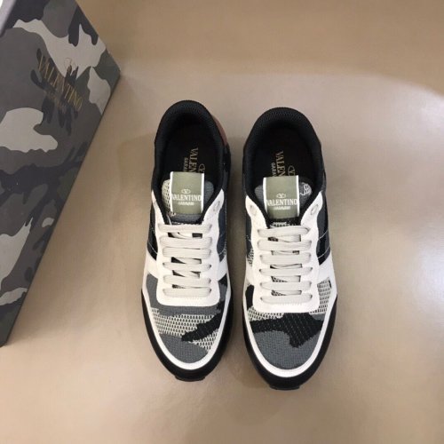 Valentino Men Shoes Fashion Design Luxury Brand ROCKRUNNER CAMOUFLAGE LAMINATED STUDDED SNEAKER with Original Box