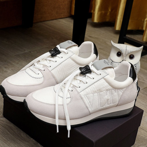 Valentino Men Shoes Fashion Design Luxury Brand Breathable Sneakers with Original Box