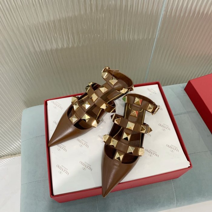 Valentino Women Shoes Mule Flip Flop Sandals ROMAN STUD CALFSKIN BALLET VW0S0BY5ZWMKG8 with Original Box FONDANT