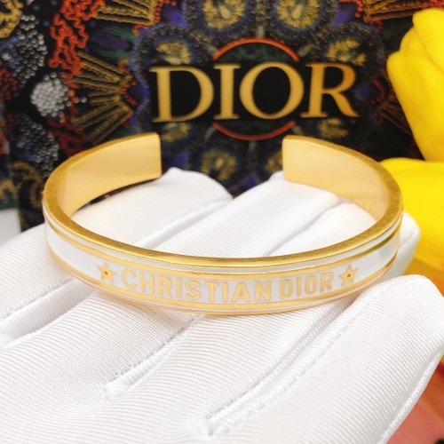 Dior Luxury Womens Bracelet DSZ0014