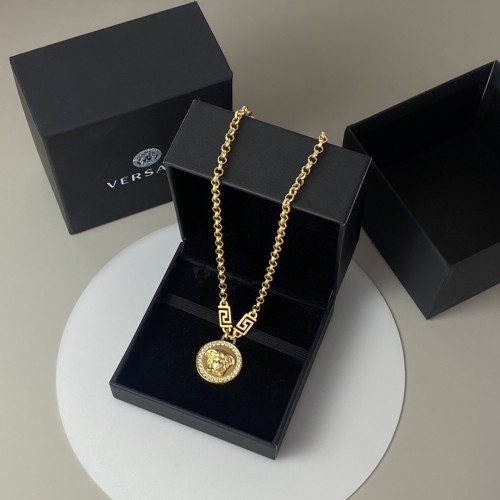 Versace Luxury Men Womens Necklace