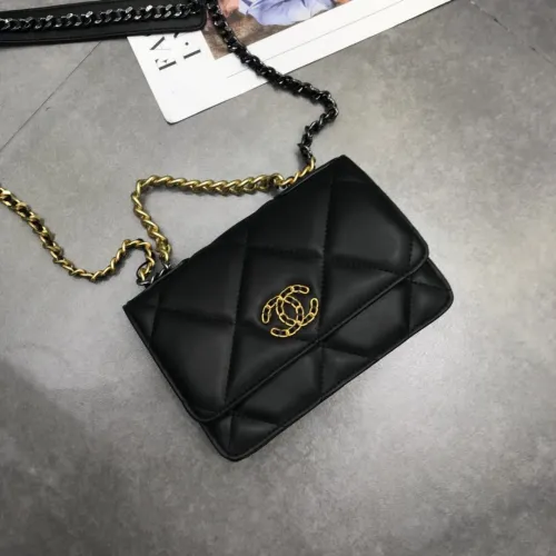 Chanel Womens Bags Crossbody Bag