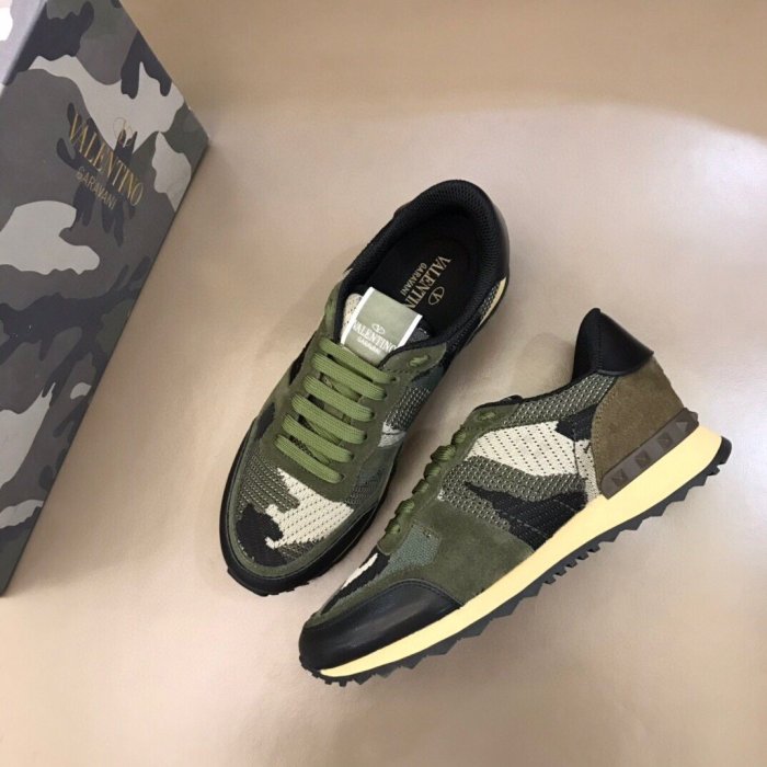 Valentino Men Shoes Fashion Design Luxury Brand ROCKRUNNER CAMOUFLAGE LAMINATED STUDDED SNEAKER with Original Box