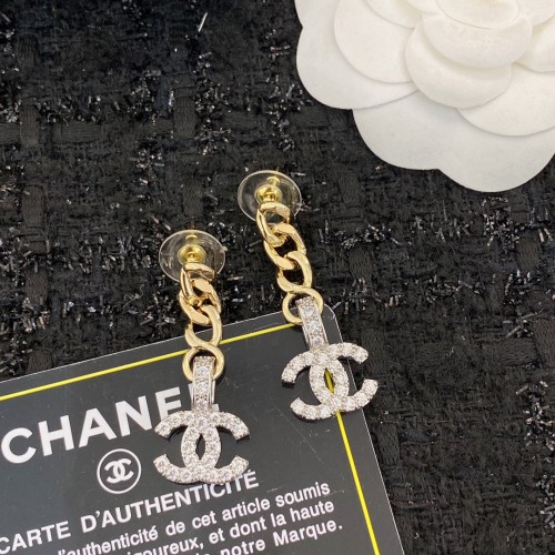 Chanel Luxury Womens Earrings E1800