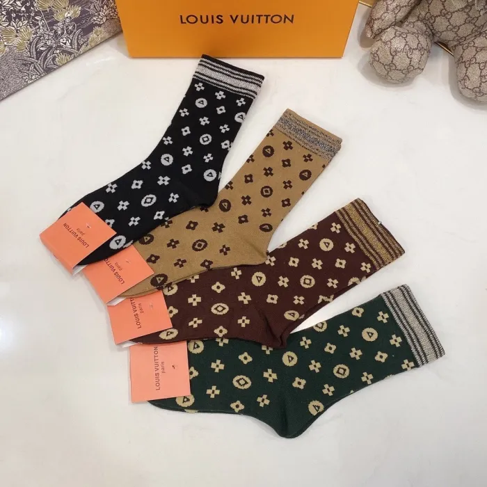 Louis Vuitton Socks 4 Pairs with Original Box Luxury Brand Breathable LV Sock