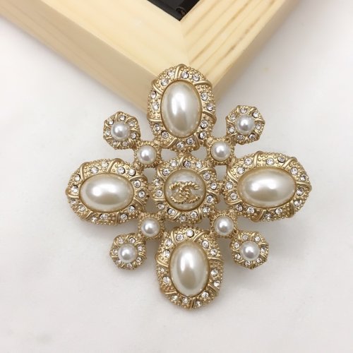 Chanel Luxury Womens Brooche A082