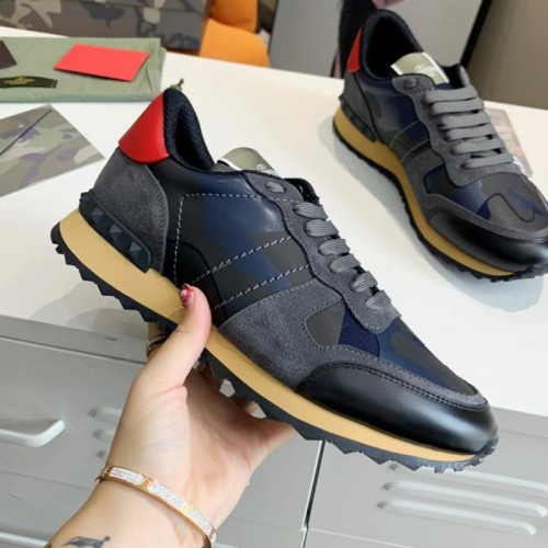 Valentino Men Shoes Fashion Design Luxury Brand ROCKSTUD CALFSKIN SNEAKER with Original Box