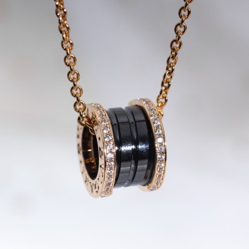 Bvlgari Luxury Womens Necklace B.ZERO1 ROCK