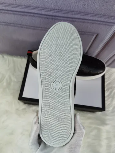 Gucci Mens Shoes Slippers Slides Casual Design Luxury Brand Black Leather Princetown leather slipper with Original Box 423513 BLM00 1000