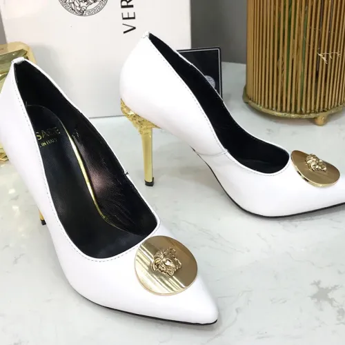 Versace Brand Womens Sandals Shoes Leather Big Size LA MEDUSA PATENT SAFETY PIN LEATHER PUMPS High Heel Design Luxury Brand Sandals for Women