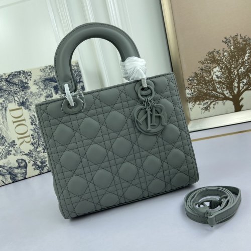 Dior Womens Bag MEDIUM LADY DIOR BAG M0565SLOI_M989