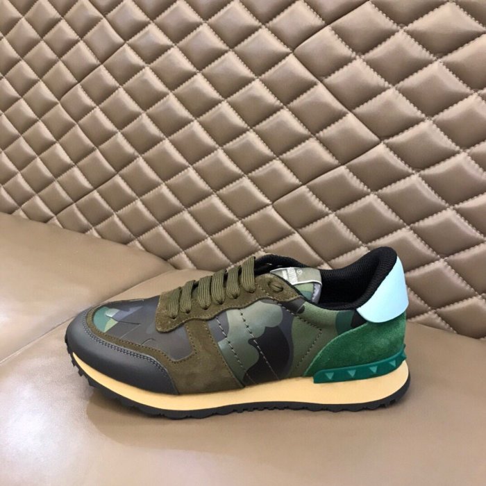 Valentino Men Shoes Fashion Design Luxury Brand ROCKRUNNER CAMOUFLAGE LAMINATED STUDDED SNEAKER with Original Box