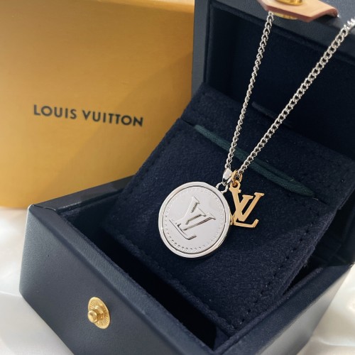 Louis Vuitton Luxury Womens Necklace AA258