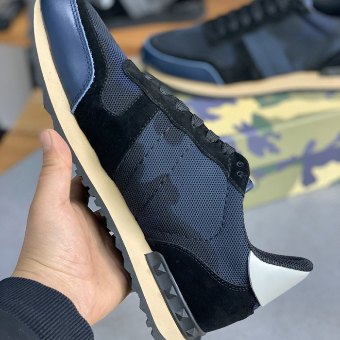Valentino Men Shoes Fashion Design Luxury Brand ROCKRUNNER CAMOUFLAGE LAMINATED STUDDED SNEAKER with Original Box