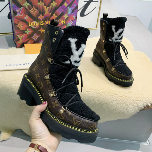 Louis Vuitton Women Shoes Boots Luxury Brand LV BEAUBOURG ANKLE BOOT with Original Box