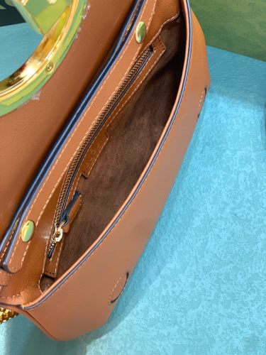 Gucci Womens Bags Shoulder Messenger Bag Luxury Brand Gucci Blondie shoulder bag in light brown leather with Original Box 699268 UXX0G 8351