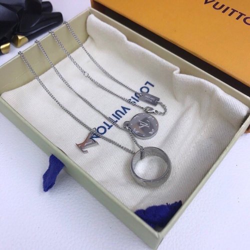 Louis Vuitton Luxury Men Womens Necklace
