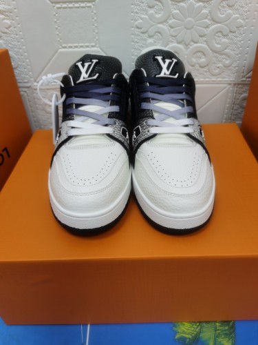 Louis Vuitton Womens Shoes Fashion Sneakers Design Luxury Brand LV TRAINER SNEAKER Mix of materials with Original Box 1A9JI9