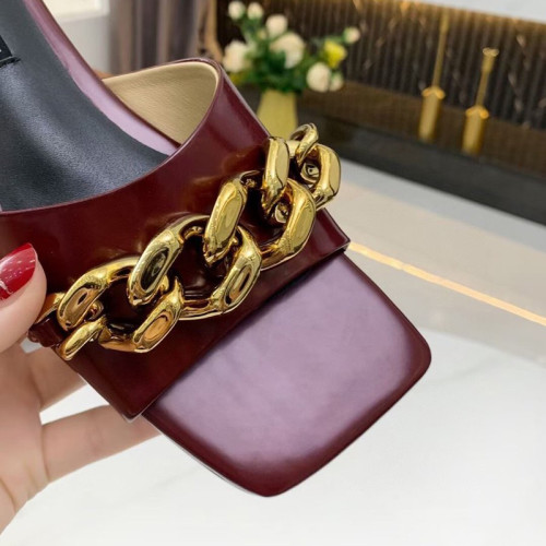 Versace Womens Shoes MEDUSA CHAIN FLAT LEATHER MULES
