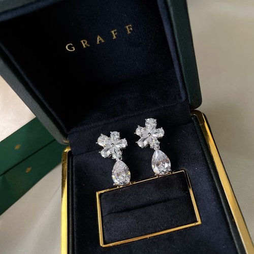 Graff Luxury Womens Earrings B335