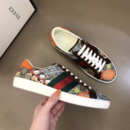 Gucci Women Shoes Sneakers Luxury Brand Women's Disney X Gucci Donald Duck Ace Sneaker 647950 2M110 8960 With Original Box