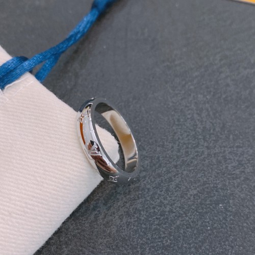 Louis Vuitton Luxury Womens Ring