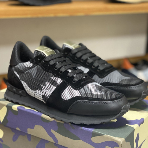 Valentino Men Shoes Fashion Design Luxury Brand ROCKRUNNER CAMOUFLAGE LAMINATED STUDDED SNEAKER with Original Box