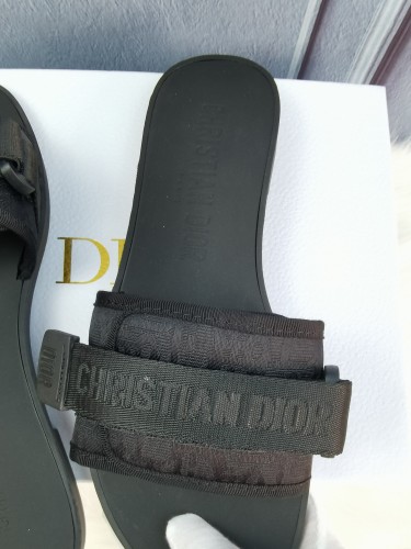 Dior Women Shoes Mule DWAY DIO(R)EVOLUTION SLIDE Luxury Brand DIO(R)EVOLUTION SLIDE Uber Black Dior Oblique Technical Fabric KCQ431OSY_S900