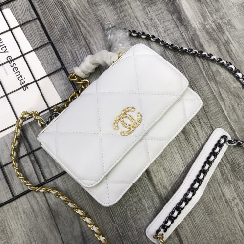 Chanel Womens Bags Crossbody Bag