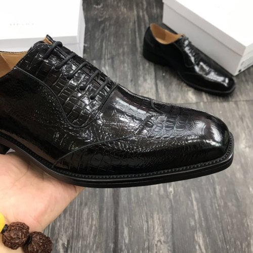 Versace Men Shoes Fashion Design Luxury Brand