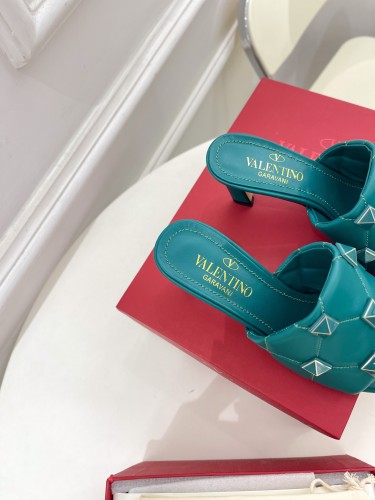 Valentino Women Shoes Mule Flip Flop Sandals ROMAN STUD SLIDE SANDAL IN QUILTED NAPPA with Original Box Luxury Brand 6.5cm Heel Design