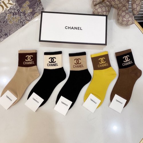 Chanel Socks 5 Pairs with Original Box Luxury Brand Breathable Chanel Sock