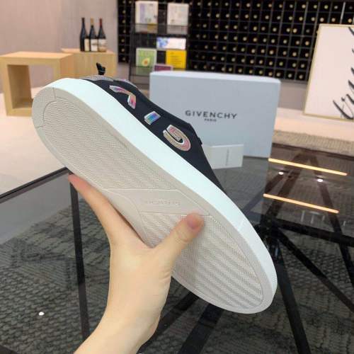 Givenchy Men Shoes REVERSE SNEAKERS IN LEATHER