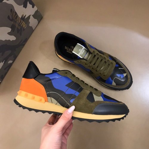 Valentino Men Shoes Fashion Design Luxury Brand ROCKRUNNER CAMOUFLAGE LAMINATED STUDDED SNEAKER with Original Box
