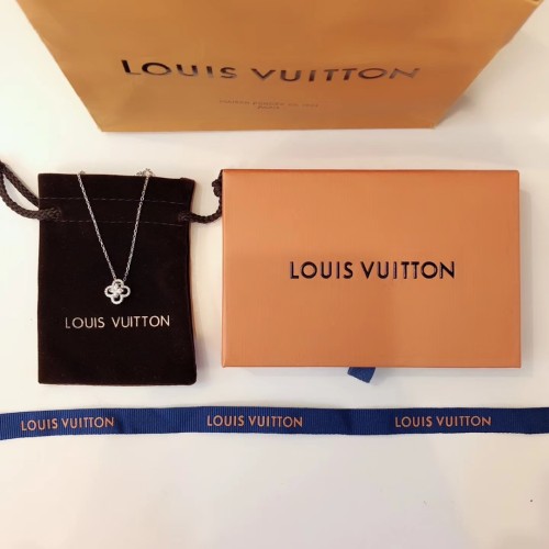 Louis Vuitton Luxury Womens Necklace