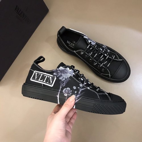 Valentino Men Shoes Fashion Design Luxury Brand