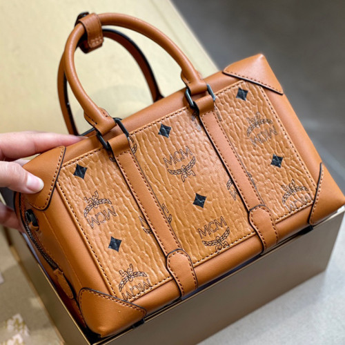 MCM Women Bags Messenger Shoulder Bag Soft Trunk Luxury Brand with Original Box