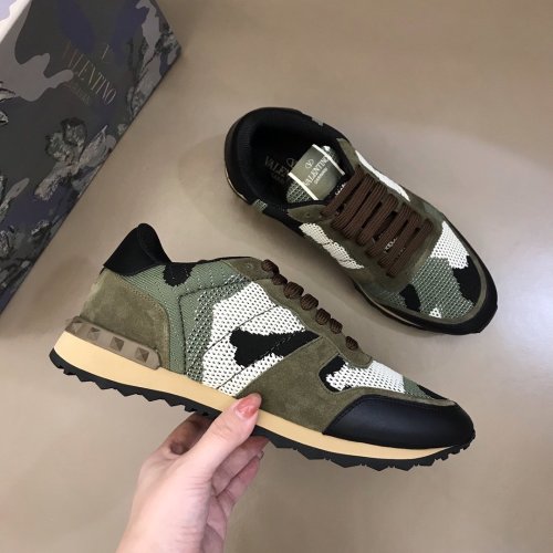 Valentino Men Shoes Fashion Design Luxury Brand CAMOUFLAGE STUDDED SNEAKER