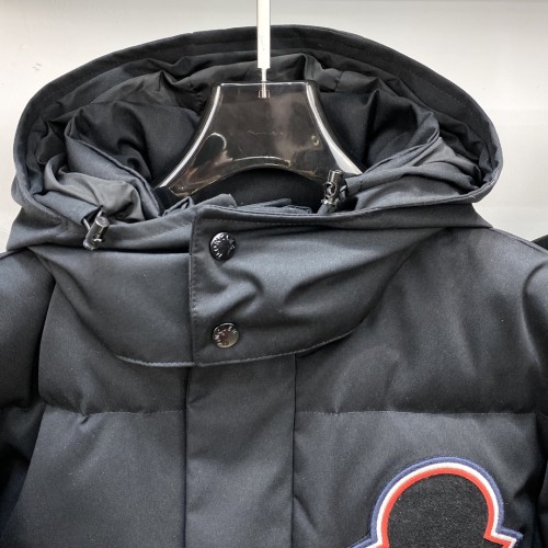 Moncler Design Mens Womens Winter Windprood Down Jackets Keep Warm 90% White Duck Down