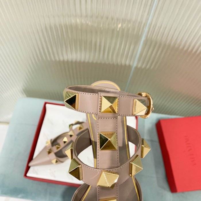 Valentino Women Shoes Mule Flip Flop Sandals ROMAN STUD CALFSKIN PUMP 40 MM with Original Box